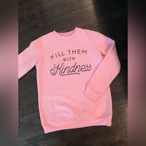 Crewneck sweatshirt, graphic print on front and long sleeve, Pink.